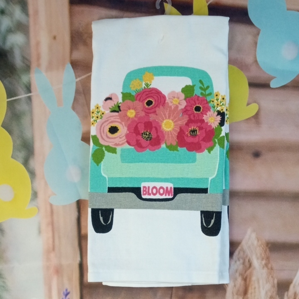 🏠🍒 Ritz Bloom Floral Truck Kitchen Dishtowel